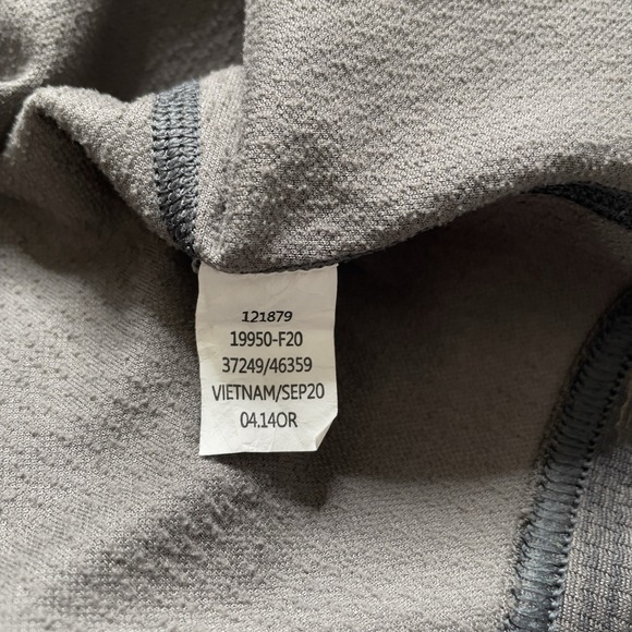 REI Co-op Midweight Base Layer Half-Zip Top Shirt Mens Large Dark Gray 121879 - Picture 7 of 7